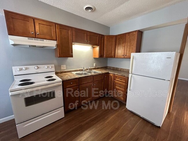 Photo - 728 E Walnut St Condo Unit #17