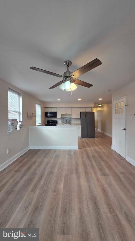 Building Photo - 7330 Montour St