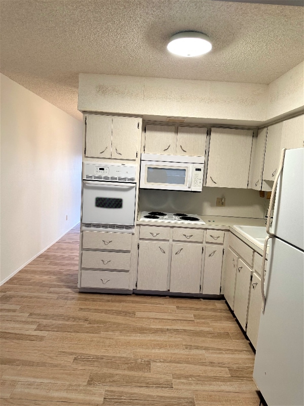 Photo - 2310 Denmark St