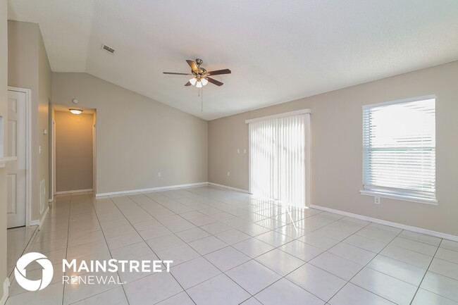 Photo - 657 Koala Ct