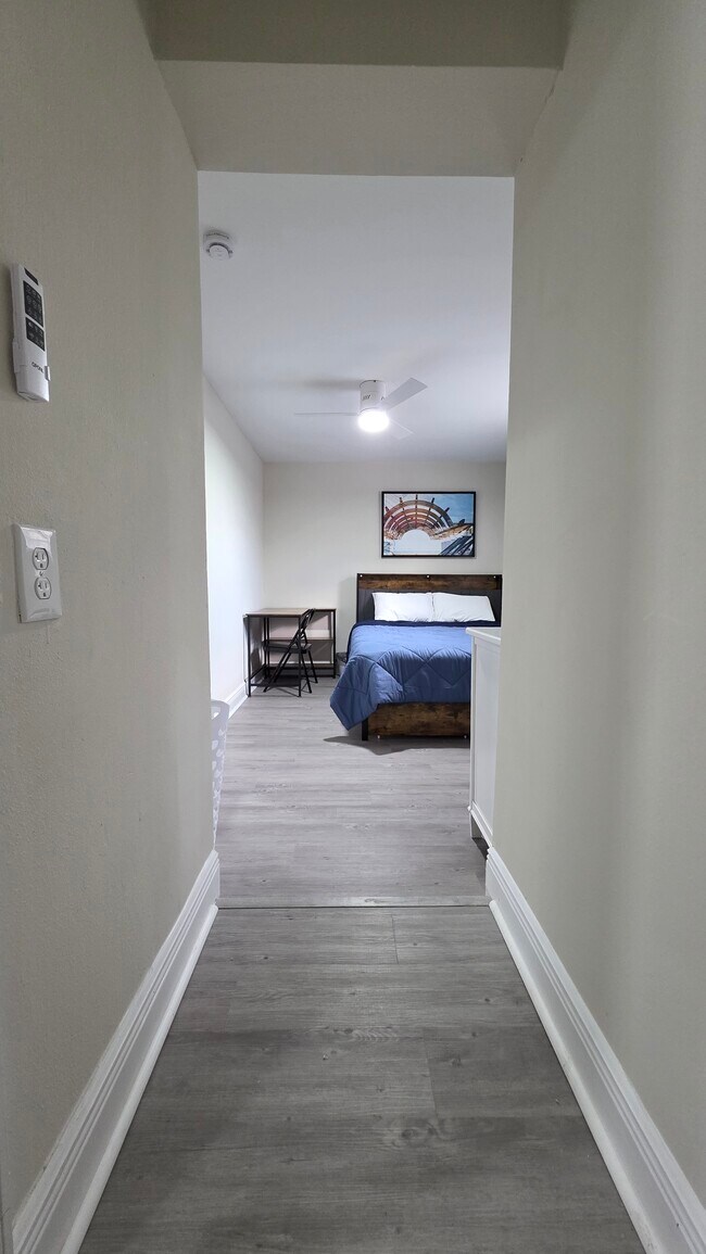 Photo - 1343 Poppy Ave