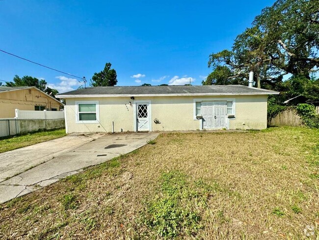 Building Photo - 8906 Navajo Ave Rental