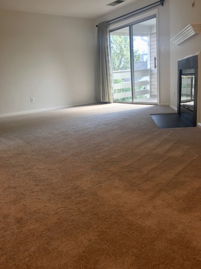 Living Room - 244 S Reynolds St Unit 401