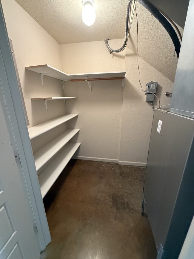 Photo - 5220 Loft Dr