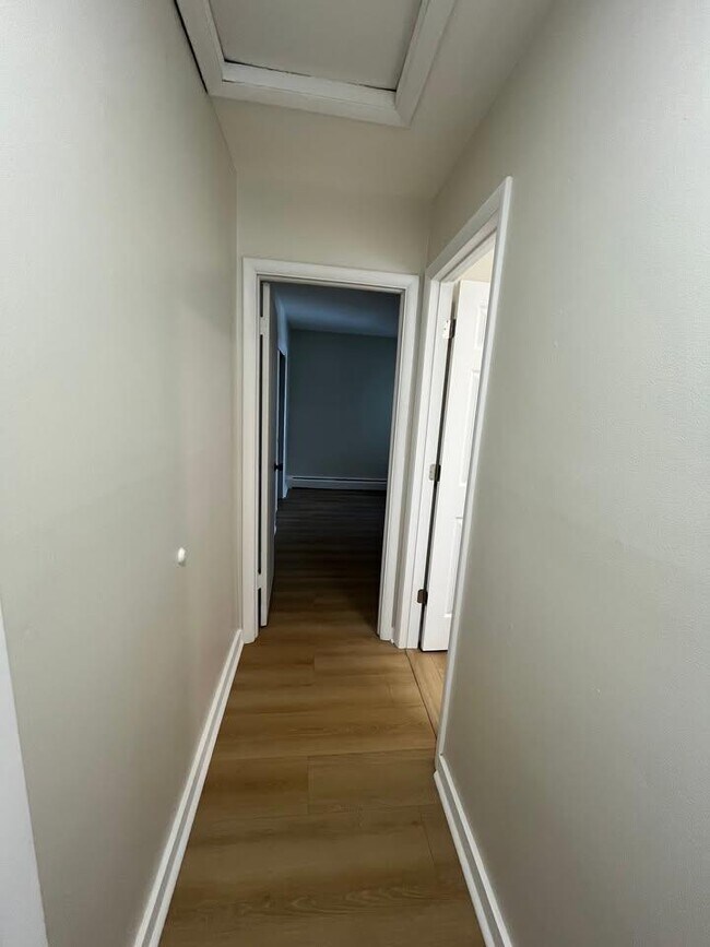 Photo - 98 E Market St Apartment Unit B7