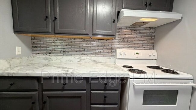 Photo - 2343 B St
