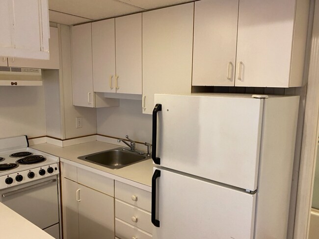 Photo - 288 Newbury St Unit 3R