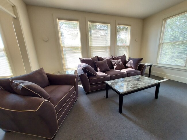 Photo - 307 Stewart Ave