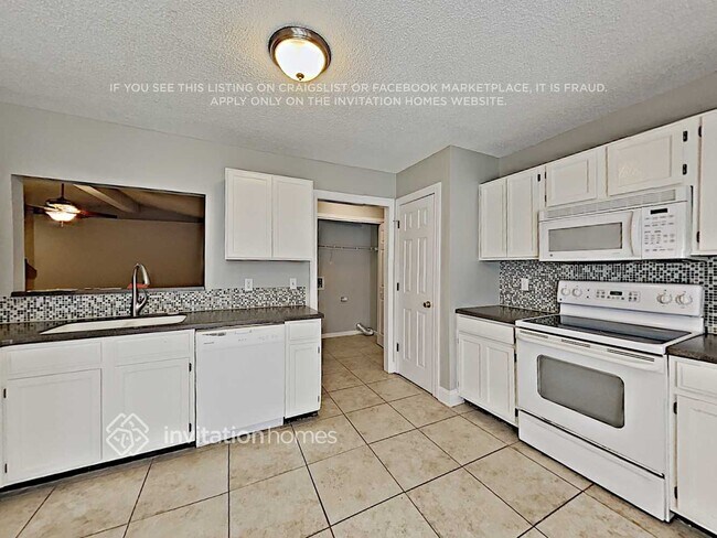 Photo - 8346 Lakemont Dr