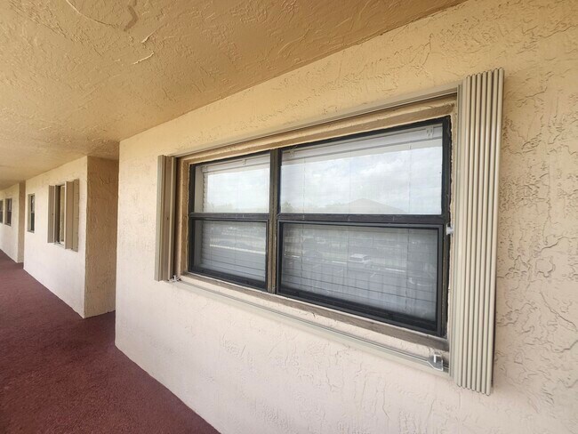 Photo - 3470 Foxcroft Rd Unit 207