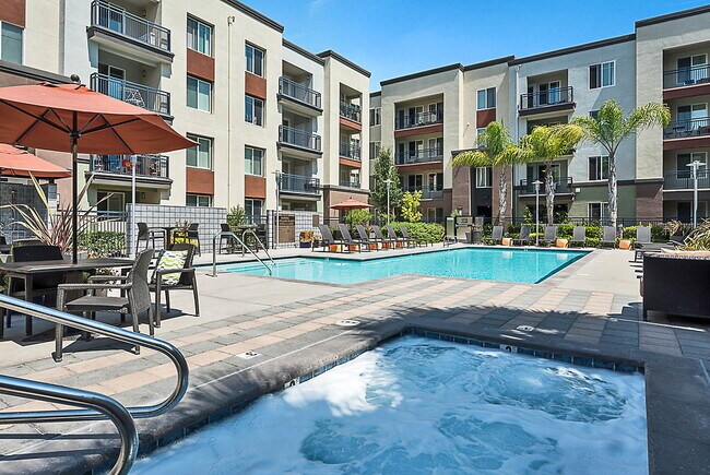 Photo - Lawrence Station