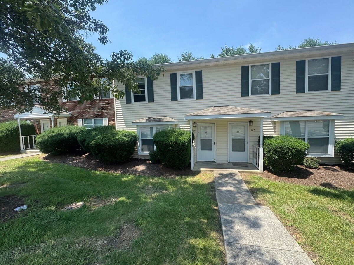 Photo - 325 Pheasant Run Ct