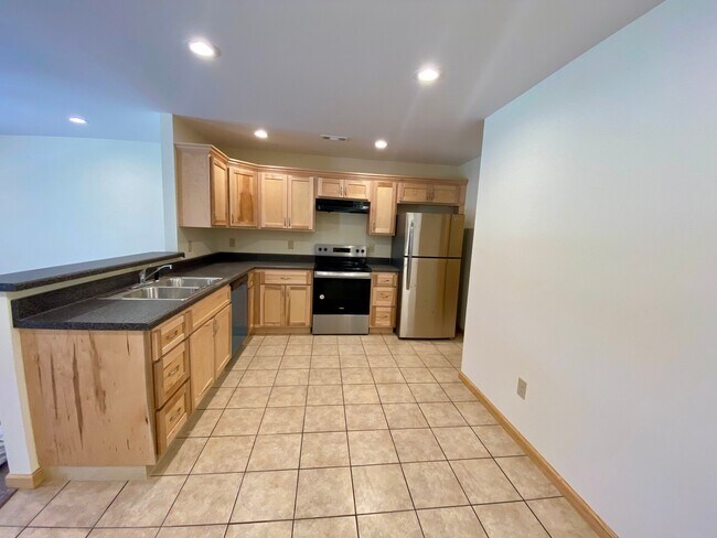 Photo - 814 S Spring St Unit 3