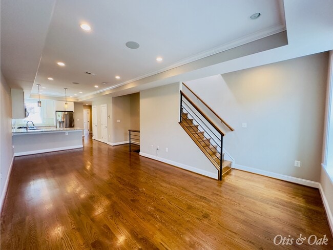 Photo - 3542-3513 13th St NW Unidad 2 Rental