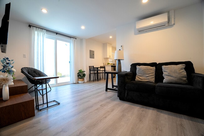 Photo - 8307 1/2 Kittyhawk Ave