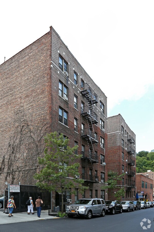 Photo - 11 Hillside Avenue