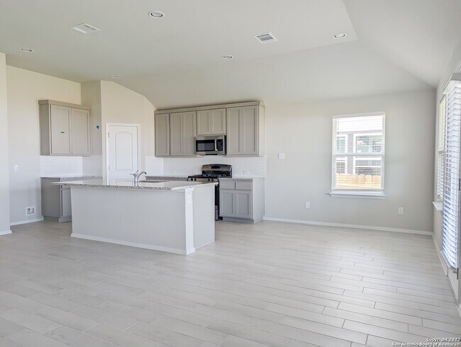 Photo - 163 Spiny Lizard Ln