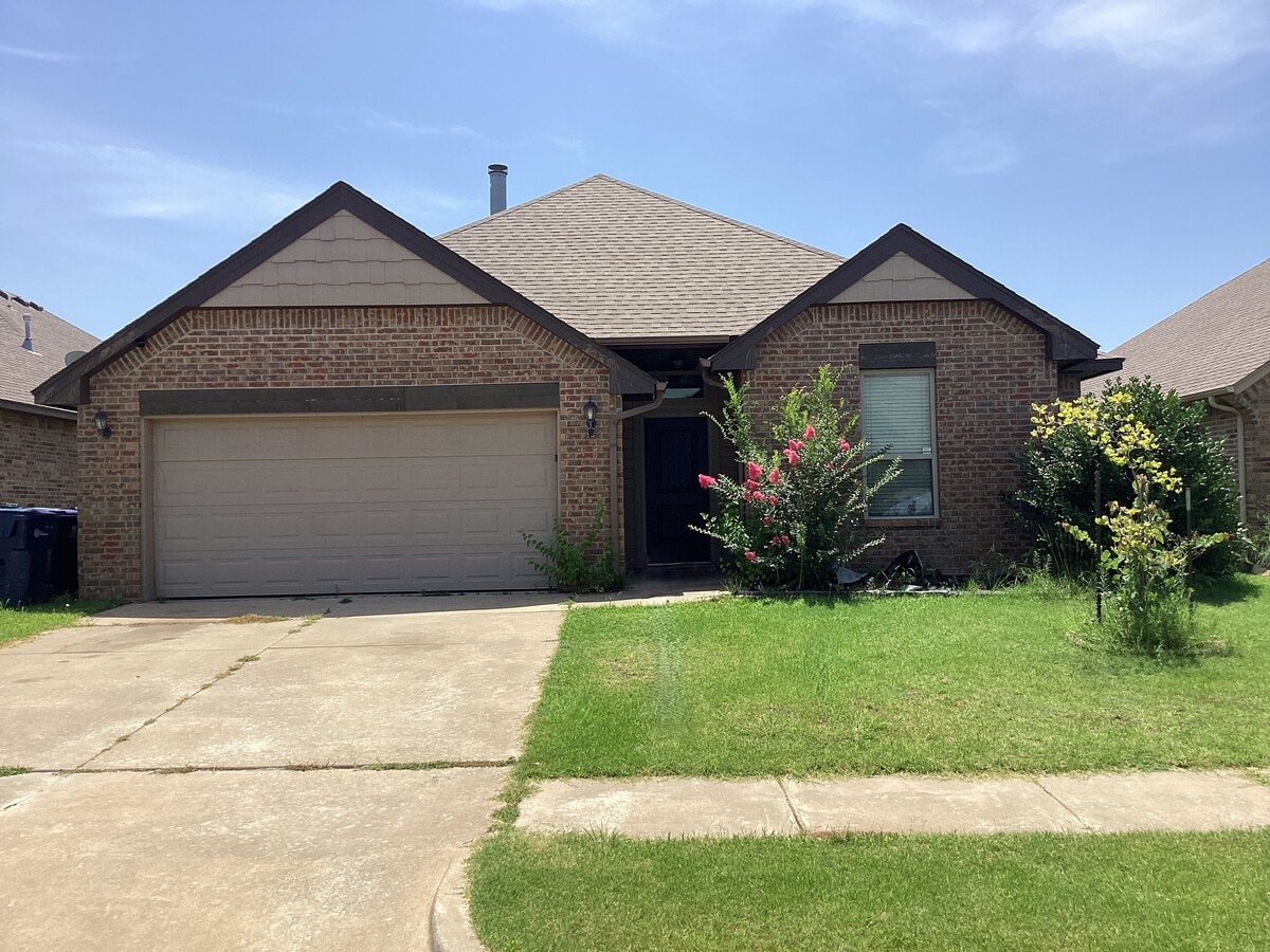 Photo - 8308 NW 139th Terrace House