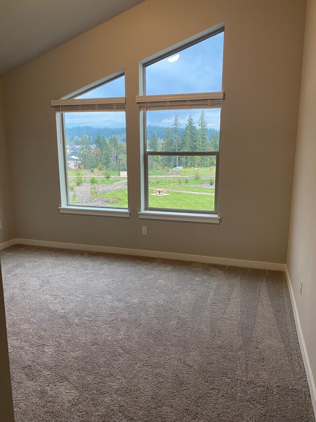 Photo - 16587 SE Sunshower Pl