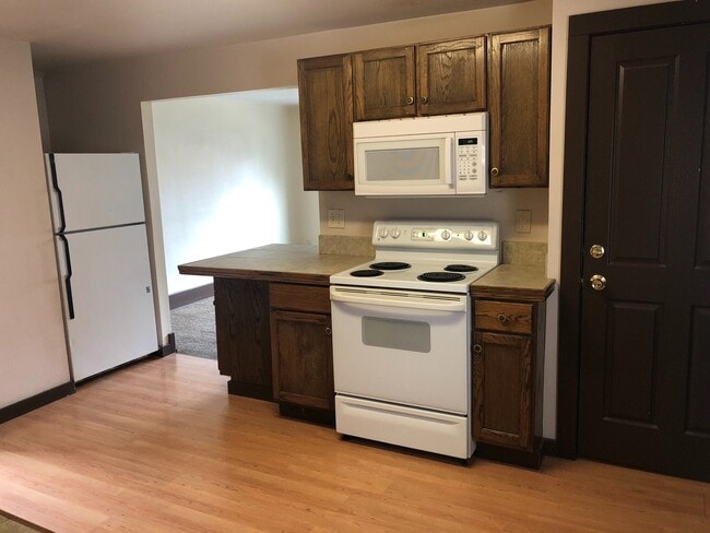 Building Photo - 1749 N Franklin Pl Unit A upper front