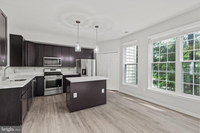 Photo - 1 Harbour Heights Dr