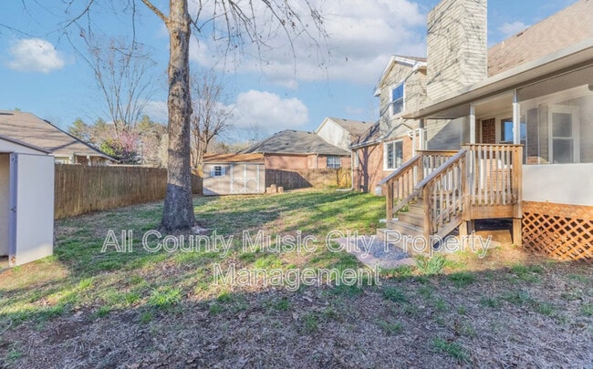 Photo - 302 Park Glen Dr