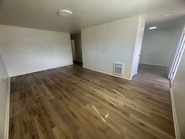 Living room - 310 W Terry St Unit C