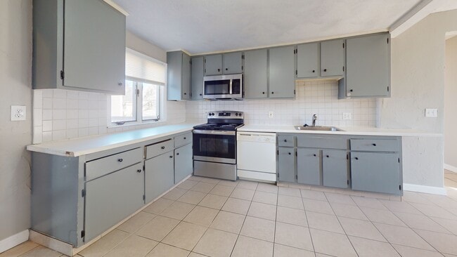 Building Photo - 50 Plymouth St Unit 502