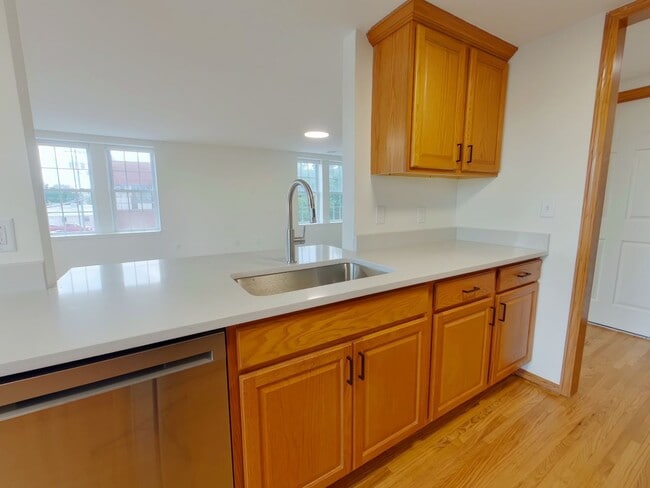 1401 E Douglas Ave Unit 1401 E Douglas Ave, Apt D