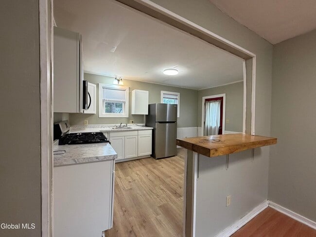 Photo - 20 Baldwin Ave Unit 1