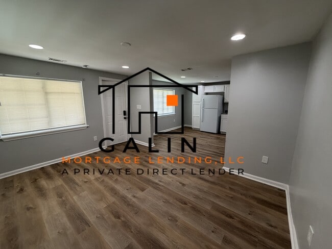 Photo - 808 Carroll St