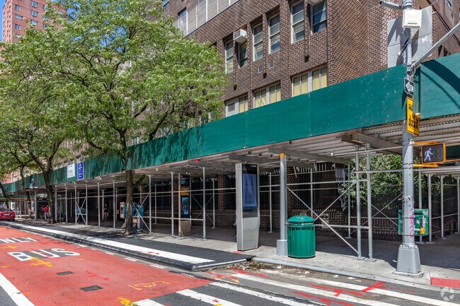 Photo - Cooper Gramercy