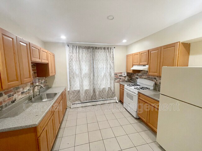 Photo - 222 S Stiles St Condo