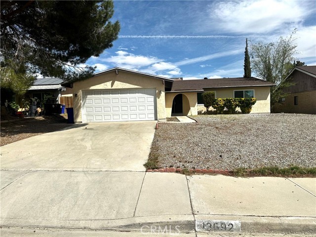 Photo - 13692 Oakmont Dr House