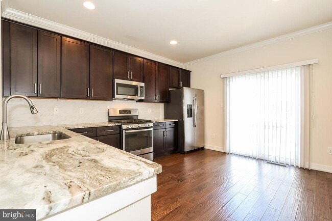 Photo - 113 Royal Mews