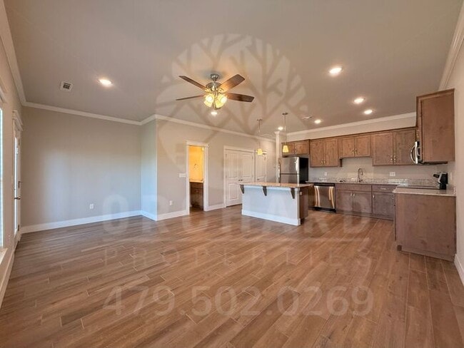 Building Photo - EP 6 | Townhome with Garage in Siloam Springs!