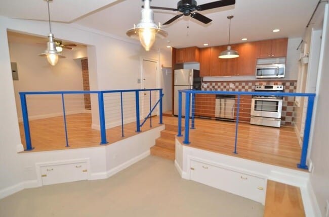 Building Photo - 416 Massachusetts Ave Unit 2