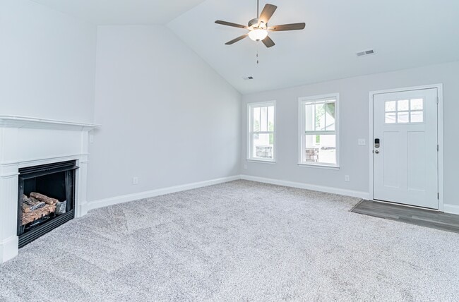 Photo - 819 Marple Pl