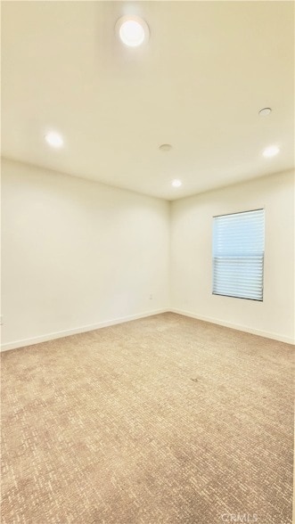130 Greenleaf Dr