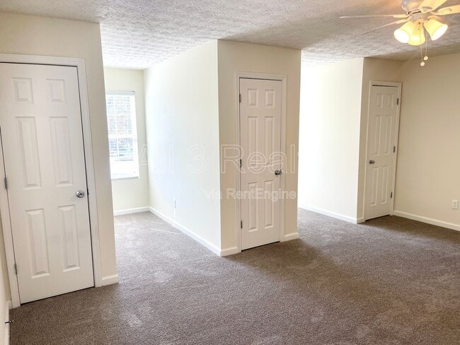 Photo - 6255 Topaz Trail