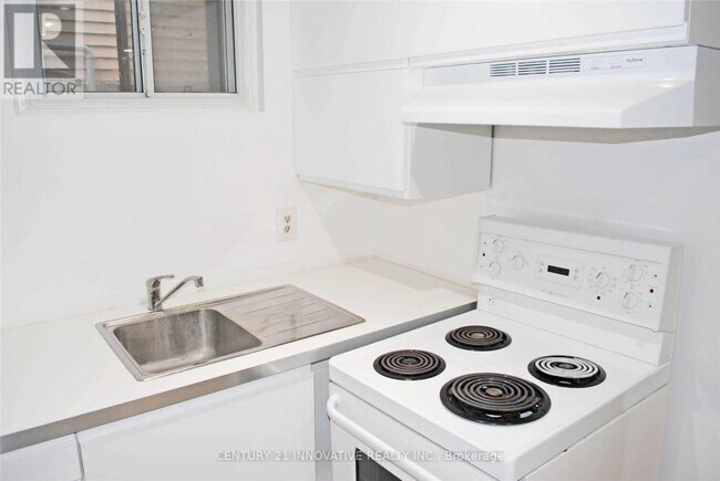 Photo - 42 St Dunstan Dr