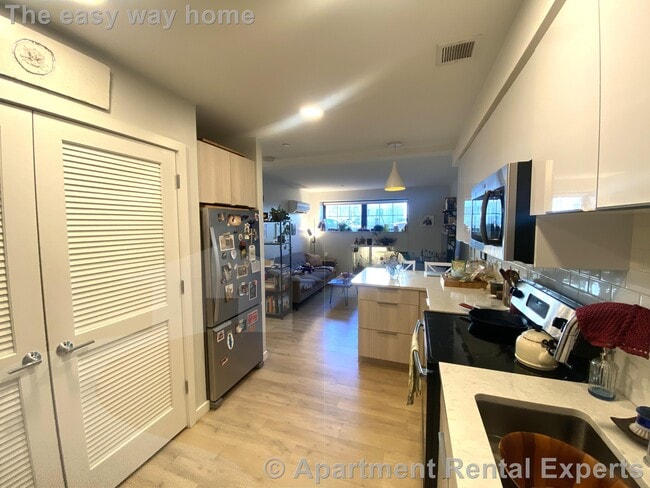 Photo - 10 Soden St Unidad 007