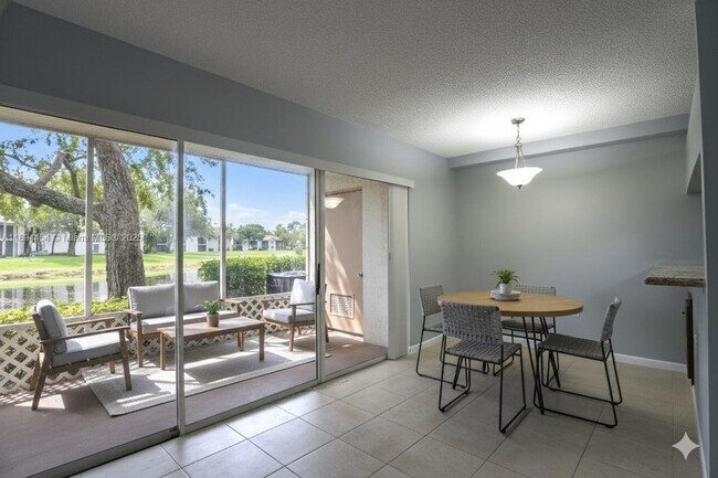 Photo - 7106 Glenmoor Dr Unit 7106