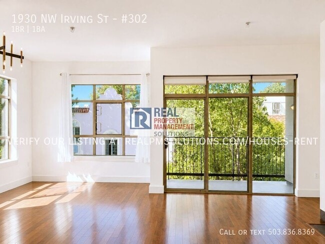 Photo - 1930 NW Irving St Unit #302