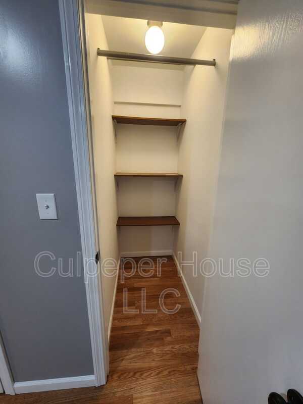 Photo - 2854 W Sylvania Ave Unit 5