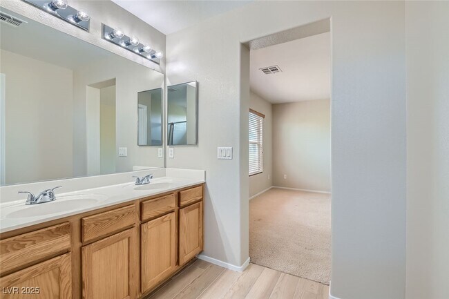 Photo - 8815 Salvestrin Point Ave