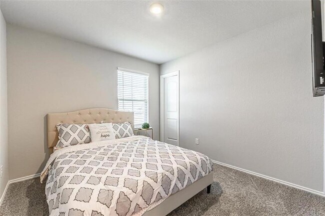 Photo - 5126 Morava Ln
