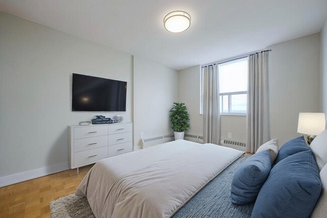 Photo - Queen Margaret II