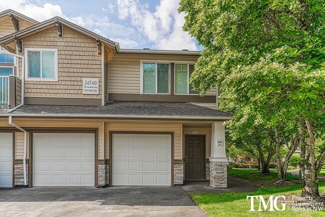 Building Photo - Gorgeous 2BD Condo in Desirable Progress Ridge Location!  High End Finishes, Great View! Unit 204