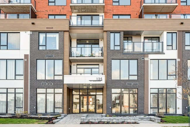 Photo - 125 Rue des Marronniers Unit 606